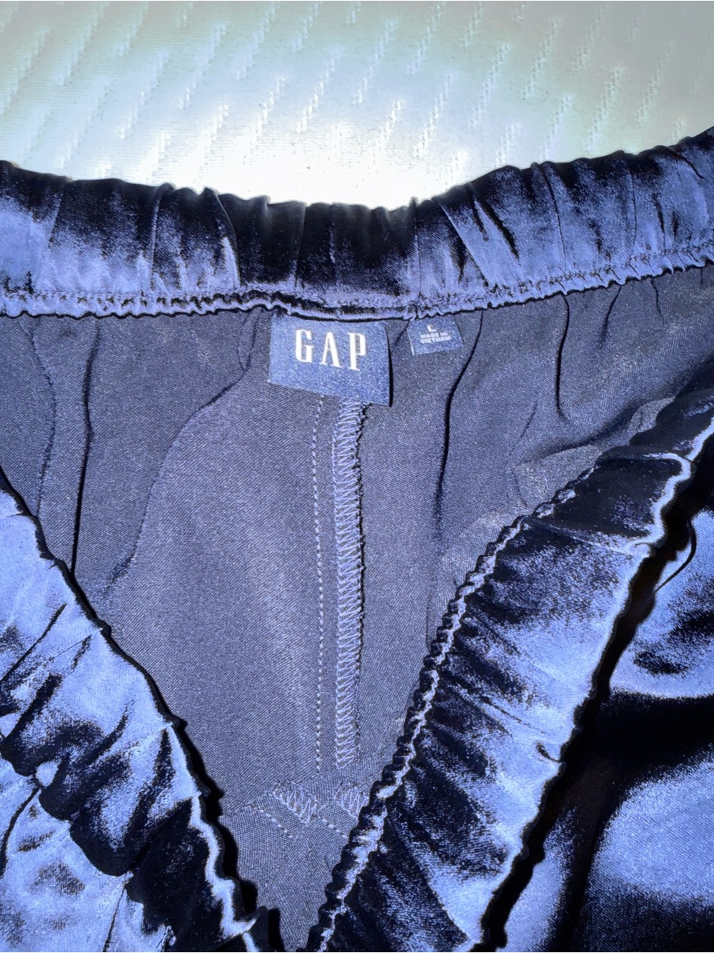 GAP Women's Navy Wide-Leg Cargo Pants - Picture 2 of 6